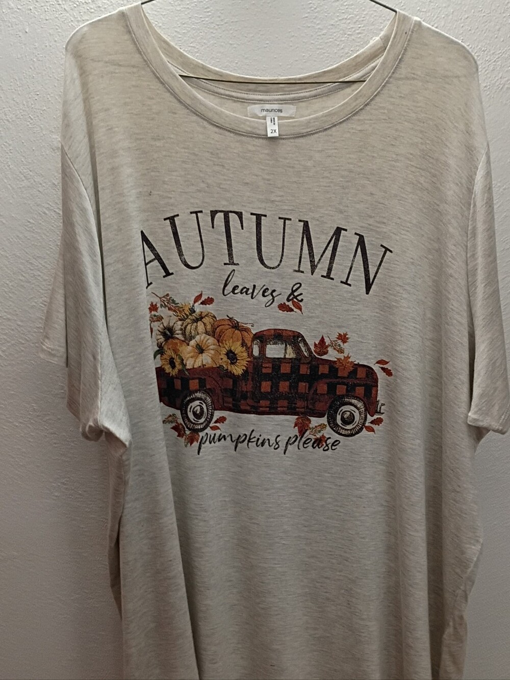 NWOT Maurices Cream Autumn Graphic Short Sleeve Shirt- Plus Size 2X